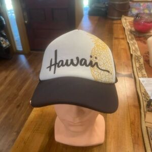 Hawaii Pineapple SnapBack in GUC